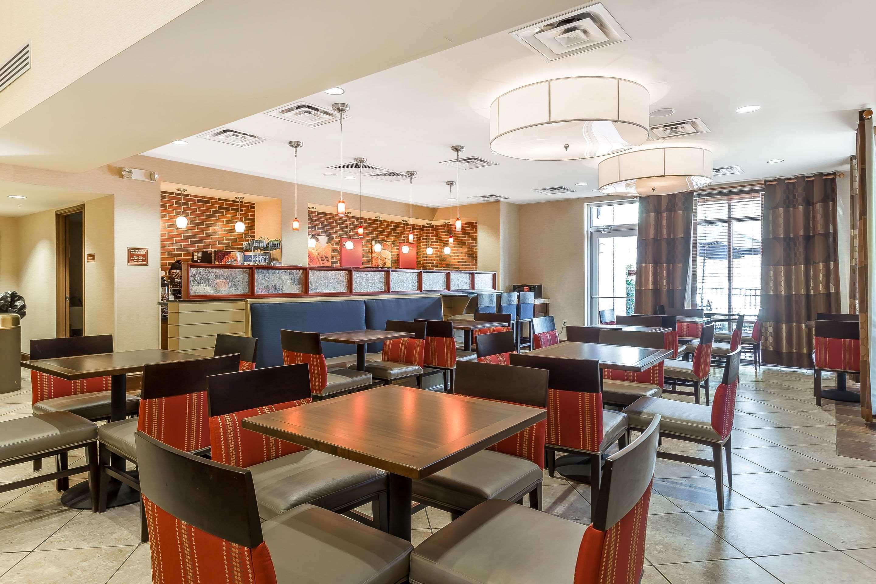 Comfort West Ashley 3*